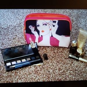 Estee lauder cosmetics bag& cases👝